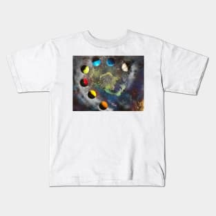 Spraying space Kids T-Shirt